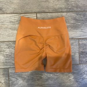 Alphalete amplify shorts